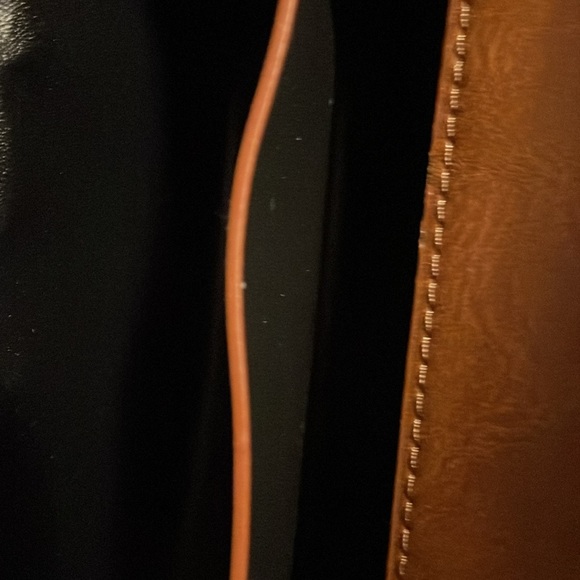 Shantel Katie Paris Faux Leather Crossbody NWOT - Picture 5 of 12